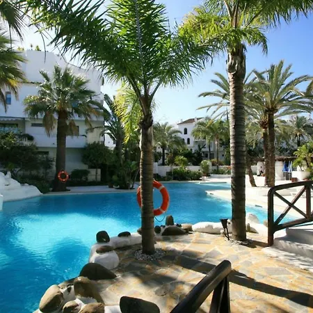 La Isla Apartment